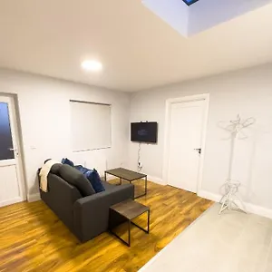 https://house-entire-cozy.galwayhotelsireland.net